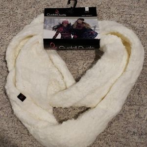 Cuddiduds knit infinity scarf